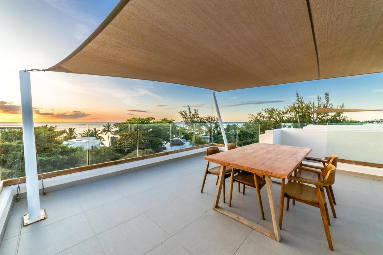 Penthouse 13 - One Bay Residence With Private Rooftop Terrace And Dip In Pool Pereybere Beach Exterior photo